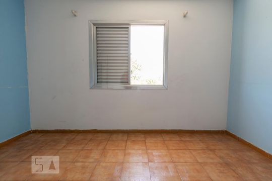 Quarto 1 de casa para alugar com 2 quartos, 140m² em Nossa Senhora do Ó, São Paulo