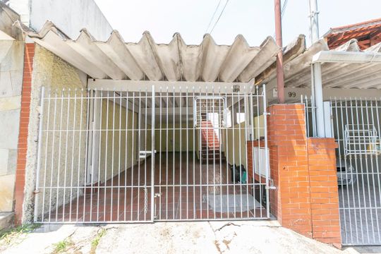 Fachada de casa para alugar com 2 quartos, 140m² em Nossa Senhora do Ó, São Paulo