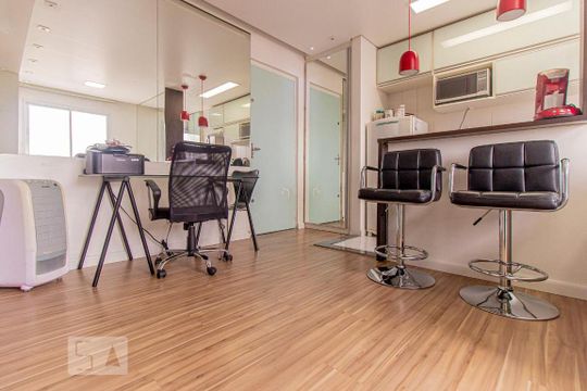 Sala de apartamento para alugar com 1 quarto, 34m² em Cambuci, São Paulo