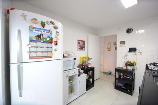 Cozinha de apartamento para alugar com 3 quartos, 120m² em Recreio dos Bandeirantes, Rio de Janeiro