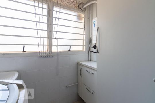 Area de Serviço de apartamento para alugar com 2 quartos, 63m² em Vila Uberabinha, São Paulo