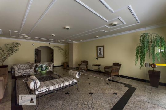 Hall Social de apartamento para alugar com 2 quartos, 63m² em Vila Uberabinha, São Paulo