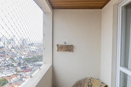 Varanda Sala de apartamento para alugar com 2 quartos, 56m² em Vila Bertioga, São Paulo