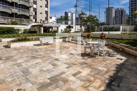 Área comum de apartamento para alugar com 2 quartos, 68m² em Pinheiros, São Paulo