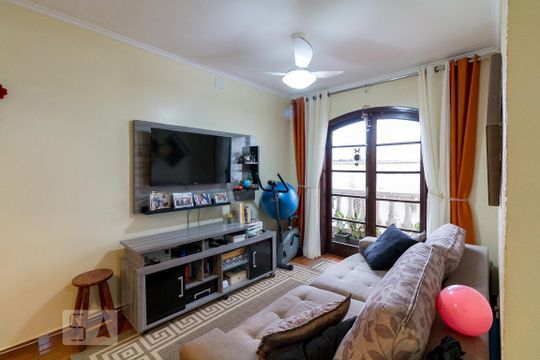 Sala de apartamento para alugar com 3 quartos, 70m² em Vila Rosália, Guarulhos