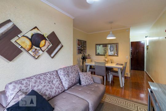 Sala de apartamento para alugar com 3 quartos, 70m² em Vila Rosália, Guarulhos
