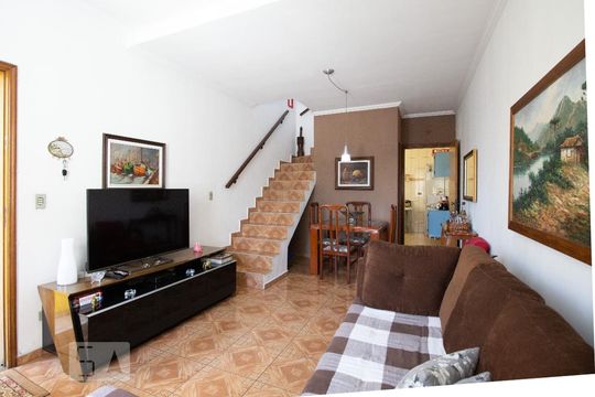 Sala de casa à venda com 4 quartos, 174m² em Vila Campestre, São Paulo