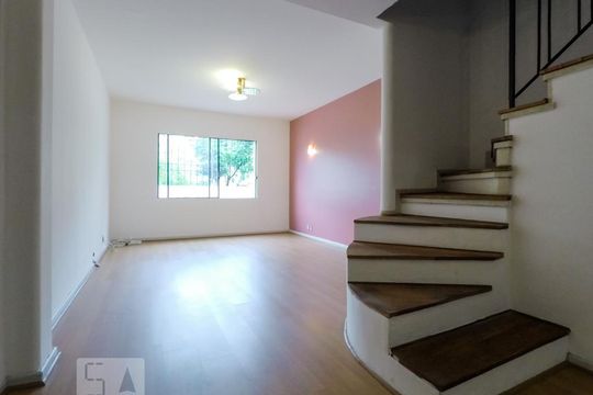 Casa à venda com 4 quartos, 350m² em Vila Mariana, São Paulo