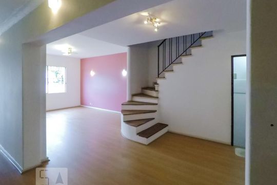 Casa à venda com 4 quartos, 350m² em Vila Mariana, São Paulo