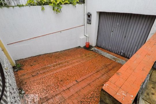 Casa à venda com 4 quartos, 350m² em Vila Mariana, São Paulo