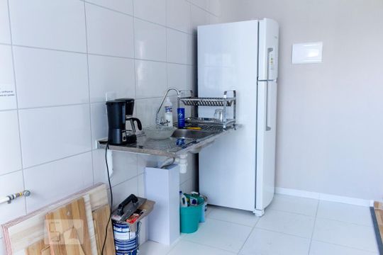 Cozinha de apartamento para alugar com 2 quartos, 41m² em Jardim São Savério, São Paulo