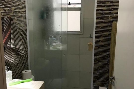 Banheiro Social de apartamento à venda com 3 quartos, 70m² em Centro, Niterói