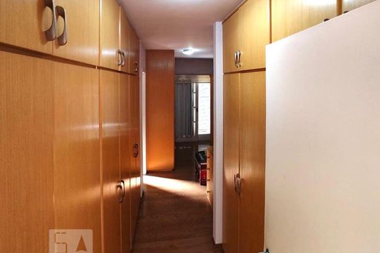 Quarto de casa de condomínio para alugar com 3 quartos, 310m² em Vila São Silvestre, São Paulo