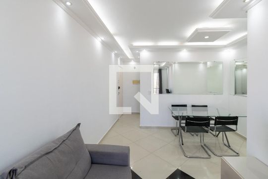 Sala  de apartamento para alugar com 3 quartos, 65m² em Parque Jabaquara, São Paulo