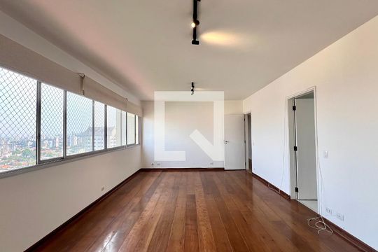 Apartamento para alugar com 4 quartos, 126m² em Sumarezinho, São Paulo
