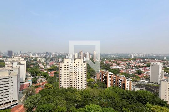 Vista da Sala de apartamento para alugar com 4 quartos, 126m² em Sumarezinho, São Paulo