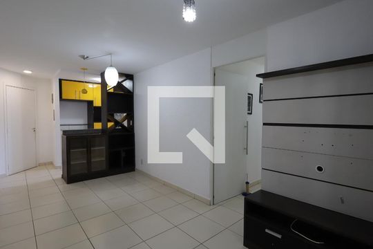 Sala de apartamento à venda com 3 quartos, 69m² em Paraíso do Morumbi, São Paulo