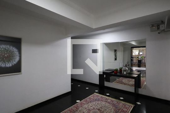 Hall social de apartamento à venda com 3 quartos, 69m² em Paraíso do Morumbi, São Paulo