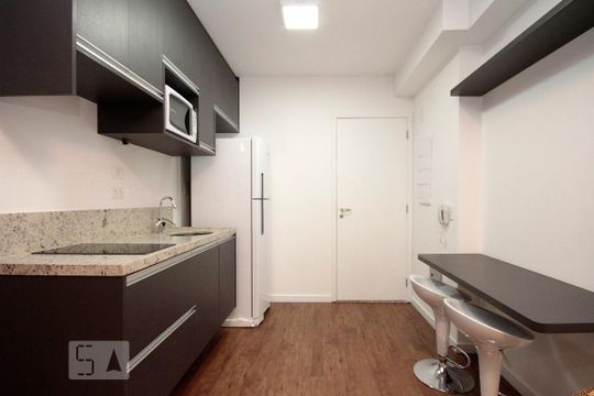 Cozinha de kitnet/studio à venda com 1 quarto, 38m² em Santa Cecília, São Paulo