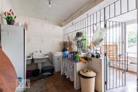 1o. Andar - Área de serviço de casa à venda com 3 quartos, 295m² em Cambuci, São Paulo