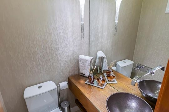 1o. Andar - Lavabo de casa à venda com 3 quartos, 215m² em Cambuci, São Paulo