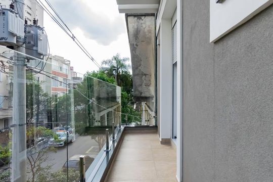 2o. Andar - Quarto 3 - Suíte/ Varanda de casa à venda com 3 quartos, 215m² em Cambuci, São Paulo