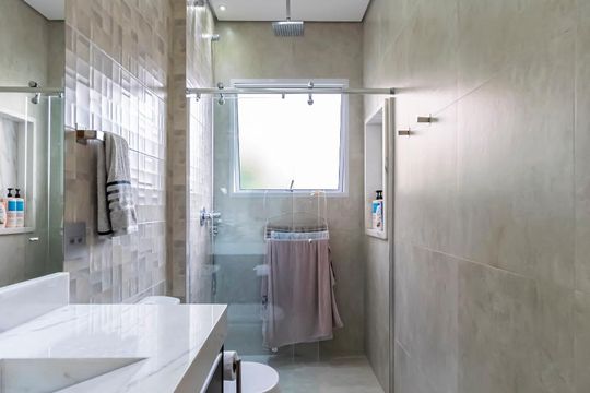 2o. Andar - Quarto 3 - Suíte/ Banheiro de casa à venda com 3 quartos, 215m² em Cambuci, São Paulo
