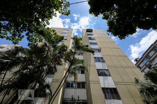 Fachada de apartamento à venda com 3 quartos, 76m² em Engenho de Dentro, Rio de Janeiro