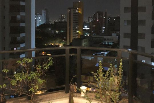 Sacada da Sala de apartamento para alugar com 2 quartos, 57m² em Vila Mariana, São Paulo