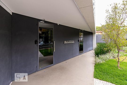 Entrada de kitnet/studio para alugar com 1 quarto, 33m² em Vila Olímpia, São Paulo