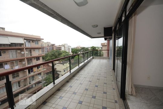 Varanda 1 de apartamento à venda com 4 quartos, 166m² em Freguesia de Jacarepaguá, Rio de Janeiro