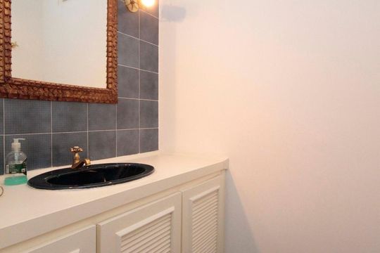 Lavabo de apartamento para alugar com 2 quartos, 400m² em República, São Paulo