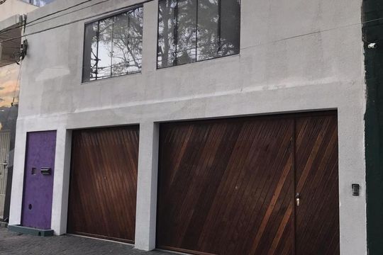 Fachada de casa à venda com 3 quartos, 240m² em Osvaldo Cruz, São Caetano do Sul