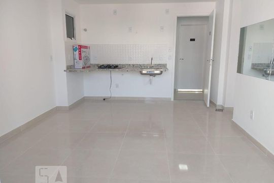 Cozinha de apartamento para alugar com 1 quarto, 36m² em Taquara, Rio de Janeiro
