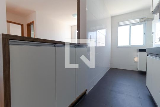 Cozinha de apartamento para alugar com 2 quartos, 43m² em Fundação da Casa Popular, Campinas
