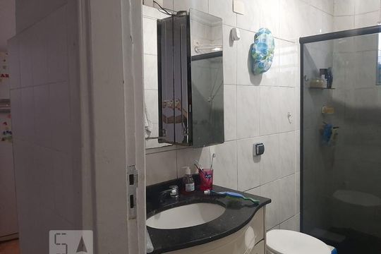 Banheiro de casa à venda com 4 quartos, 180m² em Jabaquara, São Paulo