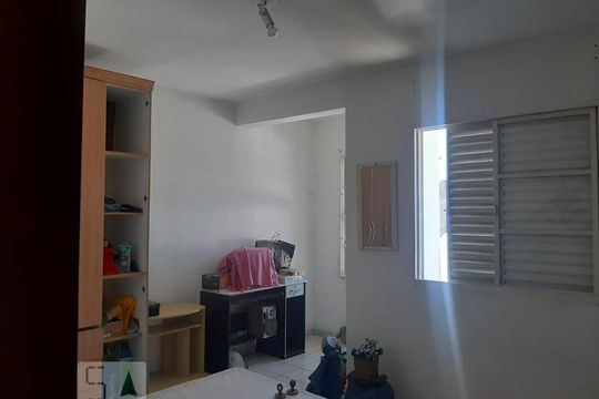 Quarto 2 de casa à venda com 4 quartos, 180m² em Jabaquara, São Paulo