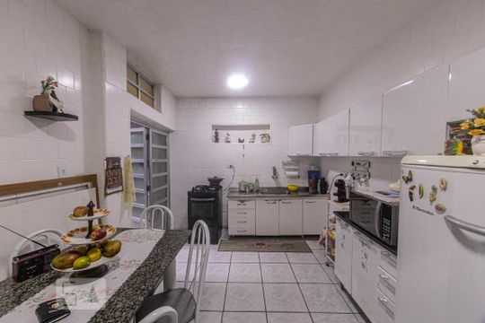 Cozinha de apartamento à venda com 2 quartos, 110m² em Canindé, São Paulo