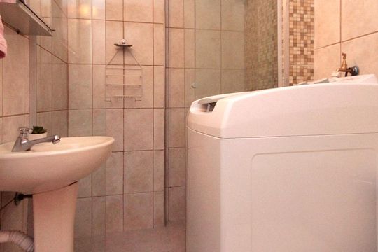 Banheiro de kitnet/studio para alugar com 1 quarto, 35m² em Consolação, São Paulo