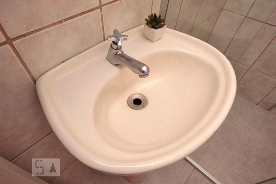 Banheiro de kitnet/studio para alugar com 1 quarto, 35m² em Consolação, São Paulo
