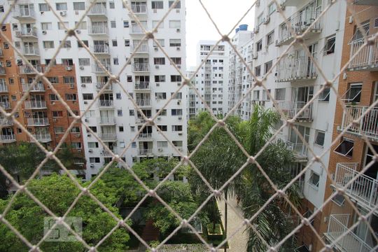 Vista de apartamento para alugar com 2 quartos, 70m² em Centro, Rio de Janeiro