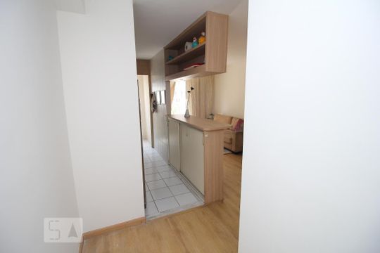 Corredor de apartamento para alugar com 2 quartos, 70m² em Centro, Rio de Janeiro