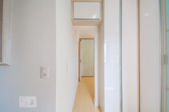 Suíte de apartamento para alugar com 2 quartos, 59m² em Vila Brasílio Machado, São Paulo