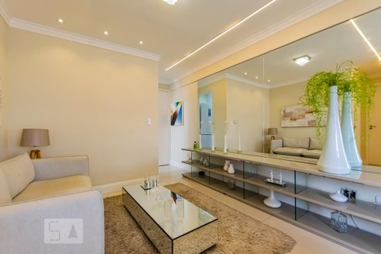 1o. Andar - Sala de apartamento para alugar com 2 quartos, 120m² em Cambuci, São Paulo