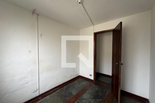 Quarto 1  de apartamento para alugar com 2 quartos, 60m² em Jacarepaguá, Rio de Janeiro