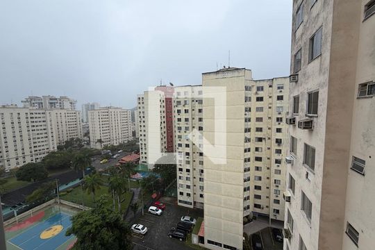 Vista da sala de apartamento para alugar com 2 quartos, 60m² em Jacarepaguá, Rio de Janeiro