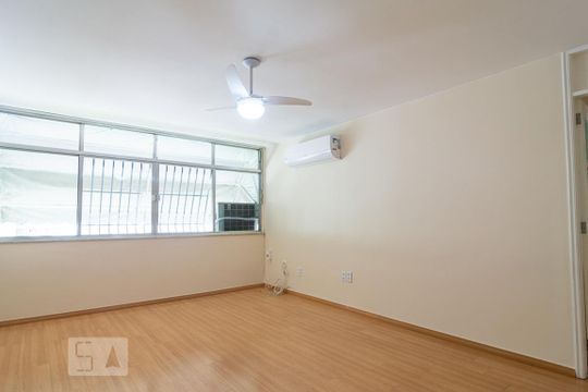 Apartamento à venda com 3 quartos, 118m² em Icaraí, Niterói