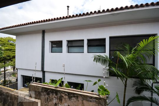 Casa para alugar com 4 quartos, 200m² em Vila Madalena, São Paulo