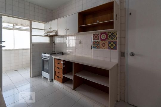Cozinha de apartamento para alugar com 2 quartos, 111m² em Jardim Paulista, São Paulo