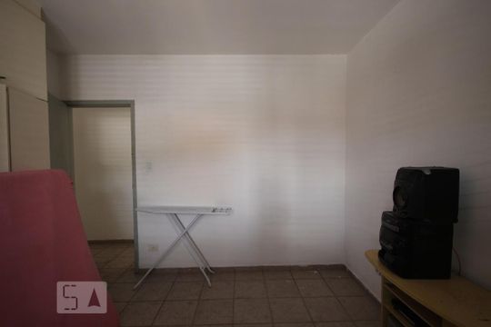 Quarto de casa de condomínio para alugar com 3 quartos, 200m² em Jardim Colombo, São Paulo